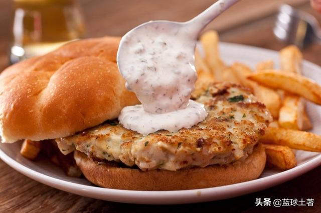 塔塔酱是什么味道，塔塔酱是酸的吗（凯撒酱、田园酱、蛋黄酱..外国美食酱料分不清）