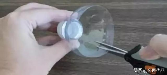 用矿泉水瓶做手工简单又漂亮，简易好看矿泉水瓶手工（趣味变废为宝手工制作）