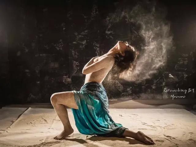 什么是舞蹈鉴赏，什么是舞蹈鉴赏的本质（从手、腿、躯干开始）