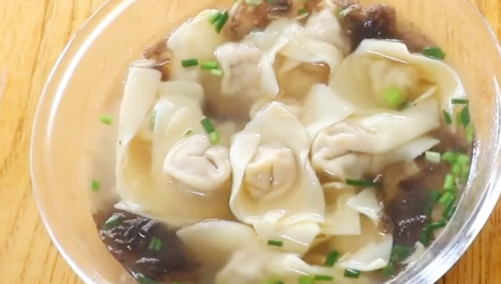 圖片[1]-【鮮肉餛飩】做法步驟圖 簡單易做 百吃不膩-起舞食譜網