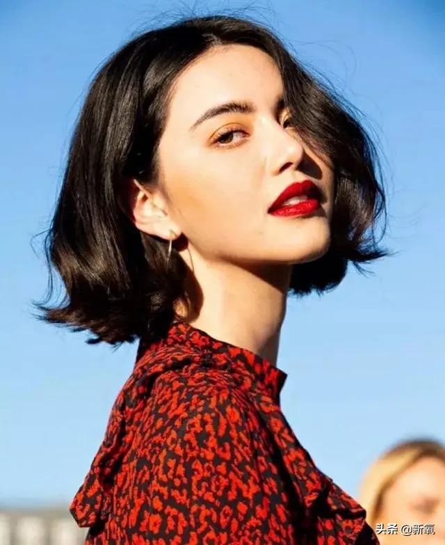 少女插画头像|粉墨姐妹手绘头像 美少女微信，少女插画头像|粉墨姐妹手绘头像 美少女， 温柔甘露寺蜜璃（2D妆与3D妆的区别是什么）