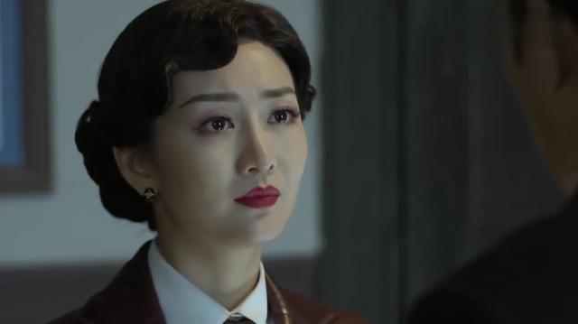 明楼喜欢汪曼春吗，伪装者里的明楼和汪曼春的故事（三看《伪装者》）