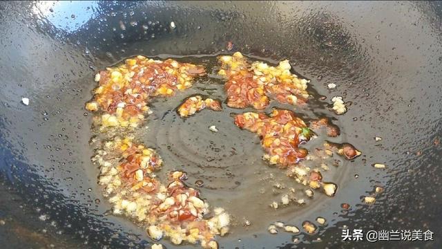 红烧茄子怎么做好吃，红烧茄子怎么做好吃又简单 视频教程（红烧茄子百吃不厌的做法）