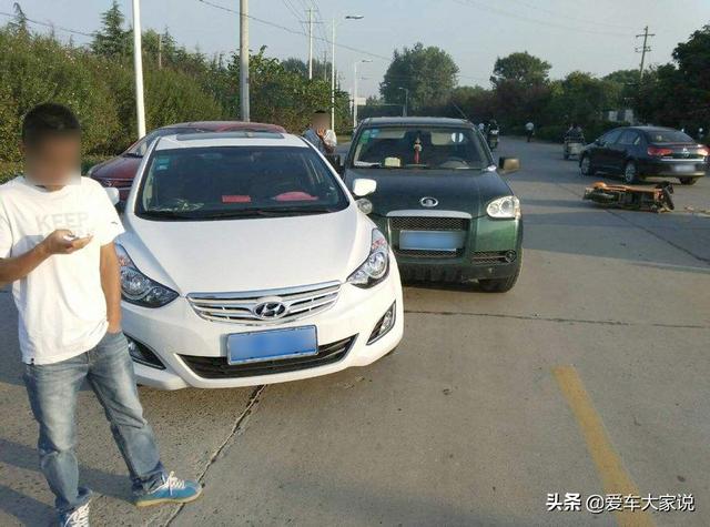 开车交通规则，交通规则红绿灯（不懂这几条基本的通行规则）