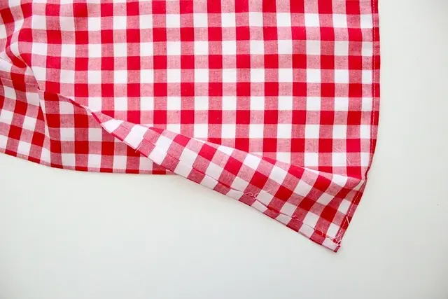 围裙款式图片大全，唐朝男子衣服款式图（把一条简单的围裙设计成时髦的款式）