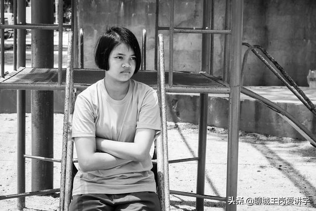 汉字稠组词语，稠组词语（形近字“凋绸稠惆”到底哪里不同）