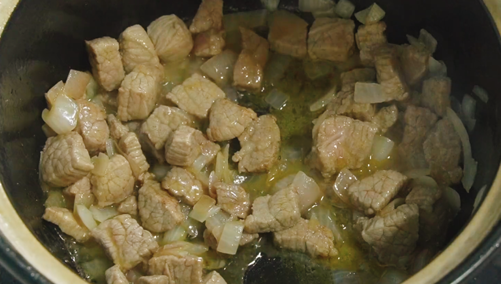 图片[4]-【番茄土豆牛肉汤】做法步骤图 汤浓味美营养好 有助孩子长个-起舞食谱网