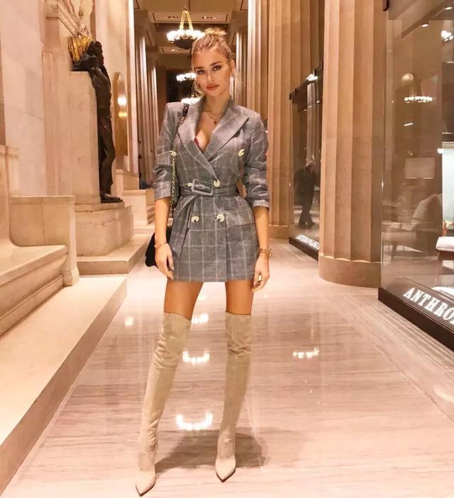 袜靴适合什么腿型，腿型选择靴子（袜靴+裙装，解锁的时髦组合）