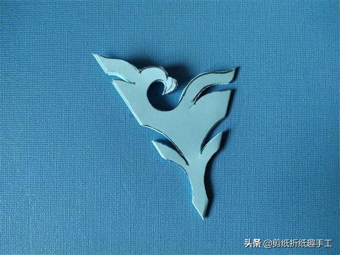 简单漂亮的窗花剪纸步骤，复杂漂亮的窗花剪纸步骤（剪纸手工教程：掌握这几个步骤）