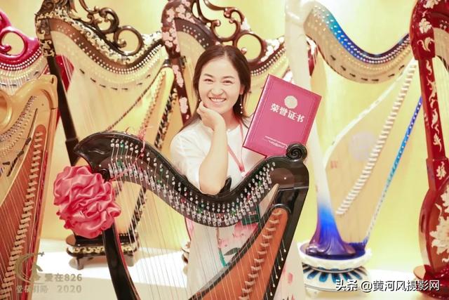 给感动人物刘兰芝的颁奖词，刘兰芝当选感动中国（2020爱在8·26）