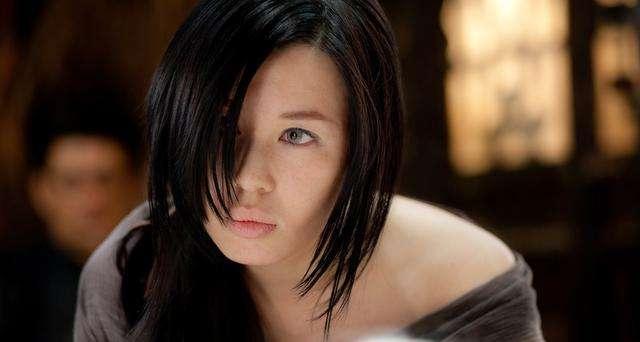 2009年，王全安与相恋十年的余男分手，转身便与张雨绮拍了部好戏
