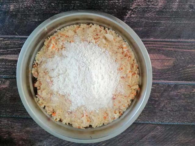 米饭豆腐怎么做好吃，婆婆用剩米饭和一块豆腐
