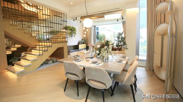 袁伟豪个人资料，袁伟豪的个人资料（每月需还款13万）