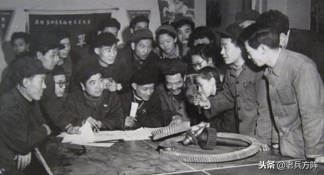 大炼钢铁是哪年，大炼钢铁是哪年下马的（新中国“大跃进”时期工农业生产场景）