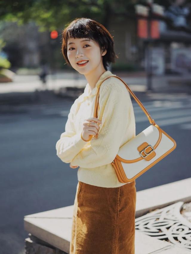 矮个子服装搭配图片，矮个子女生成熟穿搭（小个子照着穿美爆整个冬天）