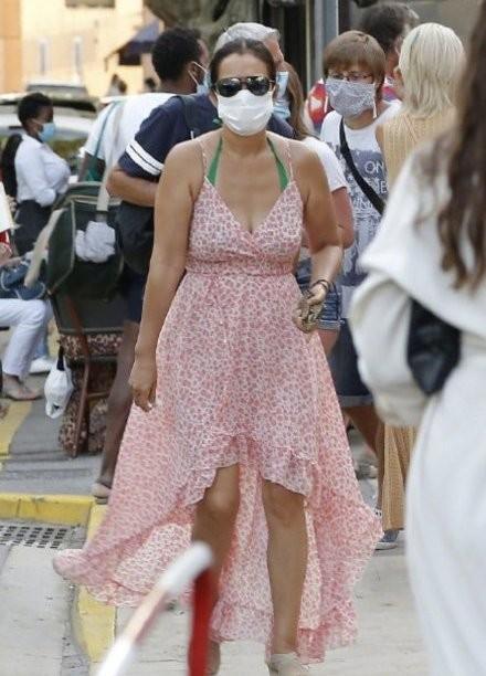 刘亦菲身高体重，刘亦菲体重（33岁刘亦菲身材又胖上热搜）