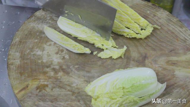 娃娃菜的家常做法简单，娃娃菜的简单做法（娃娃菜如何不用炒也好吃）