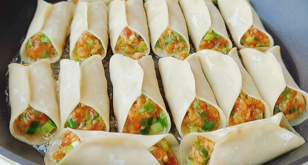 图片[7]-【韭菜锅贴】做法步骤图 个个酥脆鲜嫩 真解馋-起舞食谱网