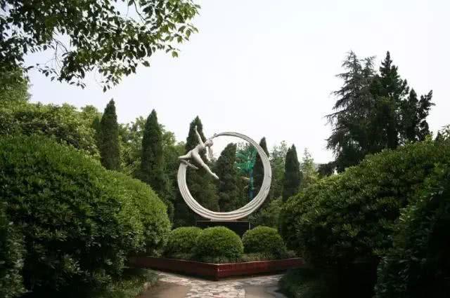 娄底旅游景点大全，国庆去哪旅游（娄底市10大艳遇圣地）