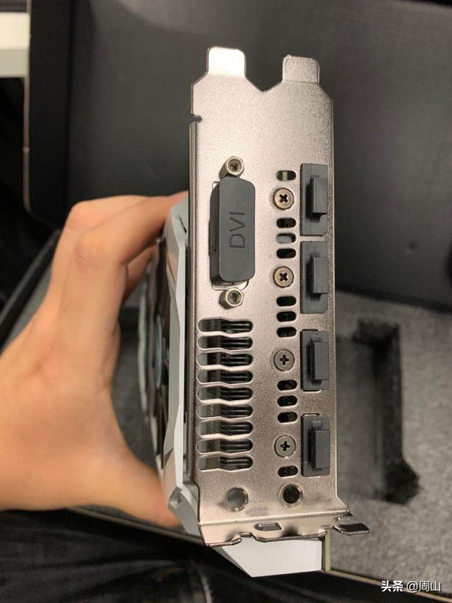 我h61的主板想配个显卡，求推荐一个（#十年老电脑也可以赚一百万#）