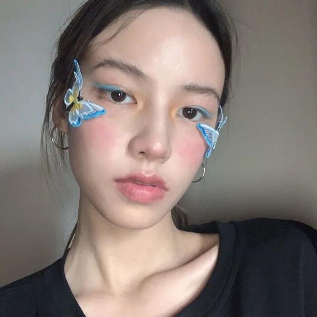 龙应该藏在云里你应该藏在心里，龙应该藏在云里你应该藏在心里表达了什么，微信头像（系列：龙应该藏在云里）