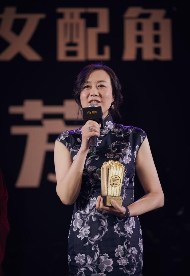 吴玉芳在电视剧远方的家中饰演的角色叫什么，远方的家吴玉芳扮演谁（80年代女星吴玉芳曝19岁清纯照）