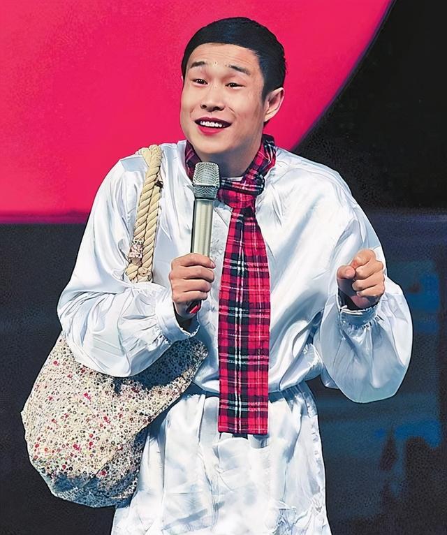 小沈阳真名叫什么，小沈阳真名字叫什么（如今人气不再被斥江郎才尽）