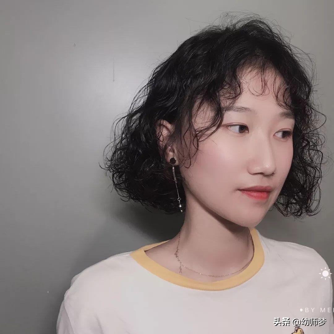 短发羊毛卷图片,2023减龄短发羊毛卷(2019流行"短发羊毛卷")