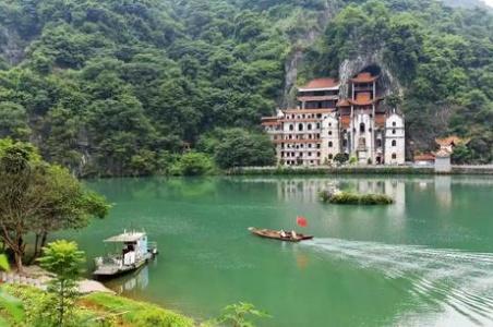 我国最大的佛像是，我国最大的佛像是哪一座（我国发现世界最大的天然佛像）