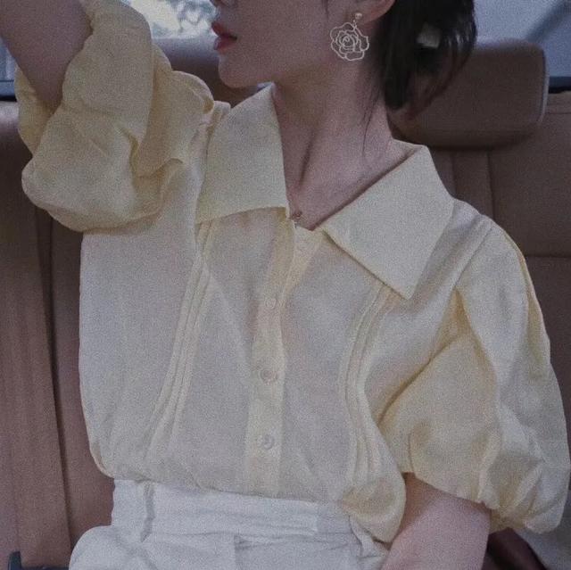 性感头像女生个性头像，女生性感头像／部位头像／“感动代替不了感情，念旧也回不到曾经” ​微信（部位头像丨一厢情愿，愿赌服输）