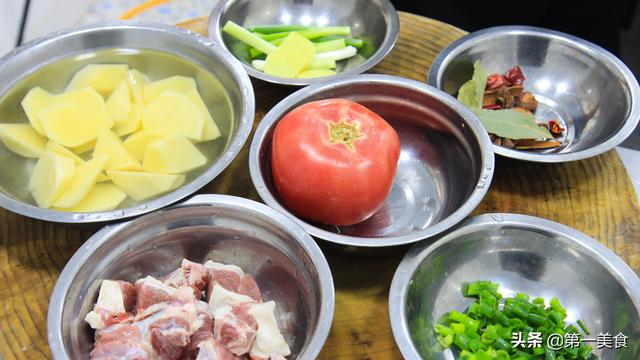 番茄炖牛肉的做法，番茄炖牛肉的做法 最正宗的做法（番茄炖牛肉的家常做法）