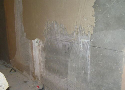 面漆要怎样喷才光滑，油漆怎么喷才光滑（赶紧装修前先了解正确刷漆攻略）