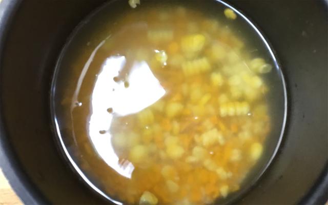 如何做速冻包子，如何做速冻包子馒头（自己做的速冻包子）