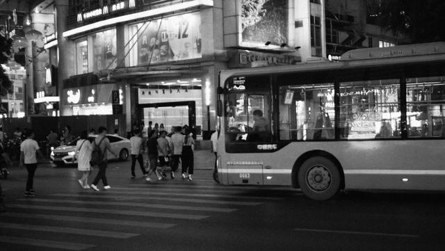 如何评价松下的GX9，松下gx9和gx10（让所见即所得：松下LUMIX）