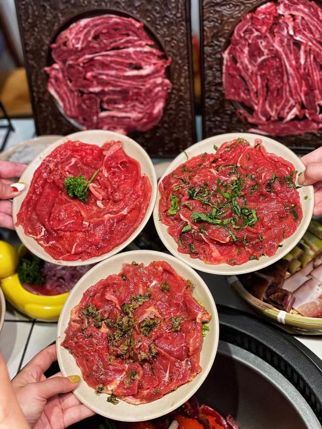 脆滑肉是哪里的菜，脆滑肉是哪里的菜系（收下这份这五家火锅你钟爱哪家）
