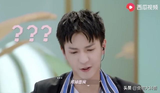 黄圣依身高体重多少斤，黄圣依身高体重（背后高度的自律多少人能做到）