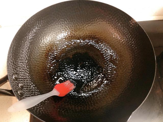 麦饭石锅怎么开锅，新麦饭石锅第一次怎么开锅视频（别再花冤枉钱买劣质锅）