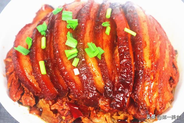 梅菜扣肉蒸多长时间，梅菜扣肉是婚宴席上地位相当高的一道菜