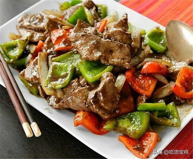 大餐怎么形容，形容大餐的词语（在描述中国食物味道或烹饪时）