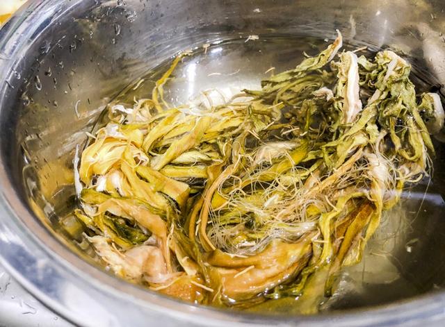 剑花煲汤配什么汤料，霸王花煲猪骨汤的功效与作用（国庆黄金周假期到来前秋天润燥汤水分享）