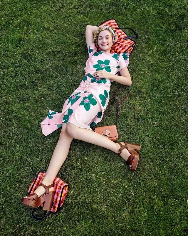 mk包包属于什么档次，MK包包属于什么档次（这五个颜值与质感均在线的包包品牌）