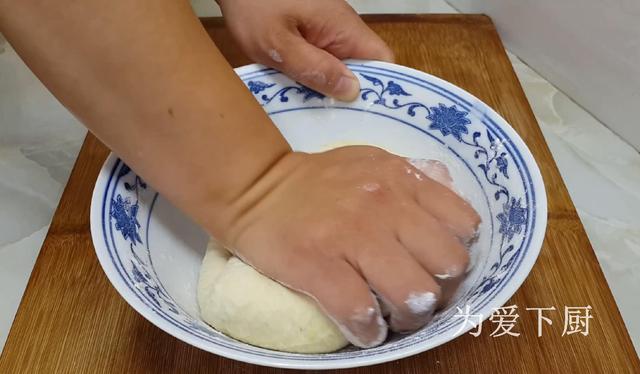 芝麻酥块的做法，芝麻酥块的做法视频（比油条面包都好吃）