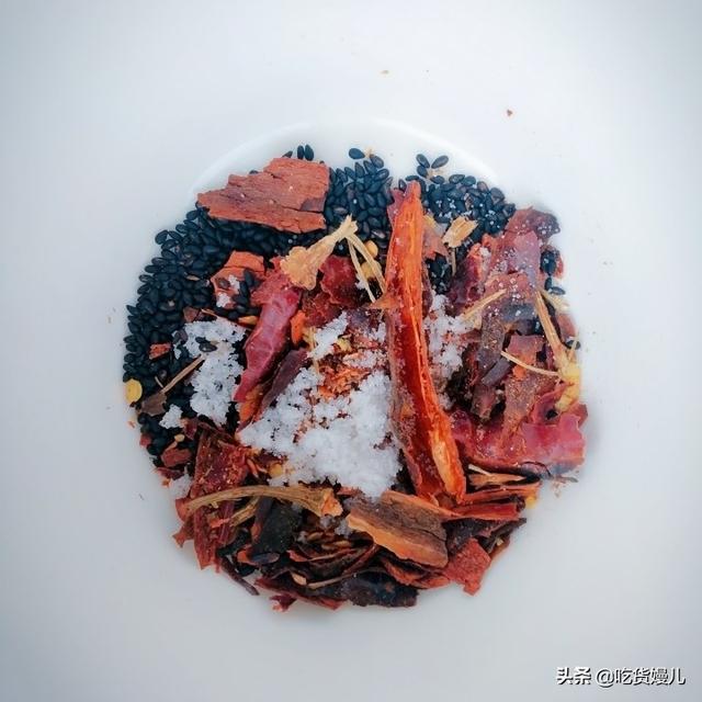 凉皮可以保存几天，凉皮可以放多久（一天能卖出300碗的凉皮在家做）