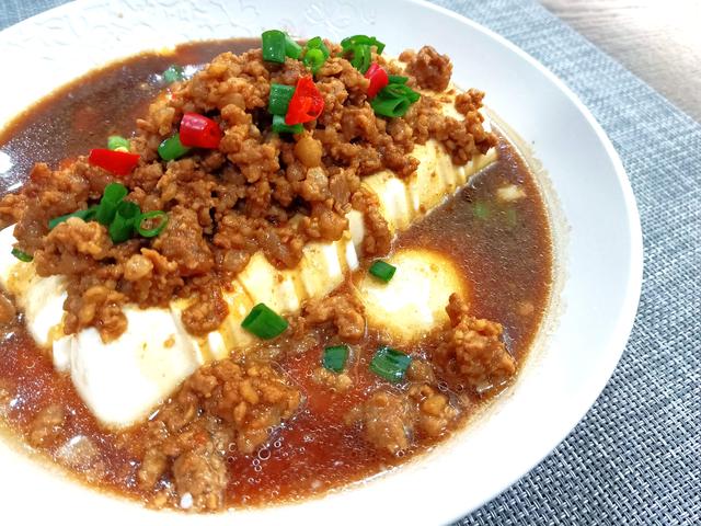 豆腐菜怎么做，嫩豆腐怎样做（每次做它儿子都吃2碗饭）