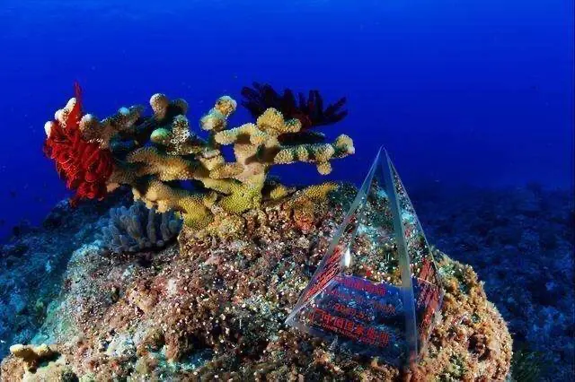 曾母暗沙现在实际被谁控制，曾母暗沙由谁控制（一沙一岛一故事—南疆的哨兵“曾母暗沙”）