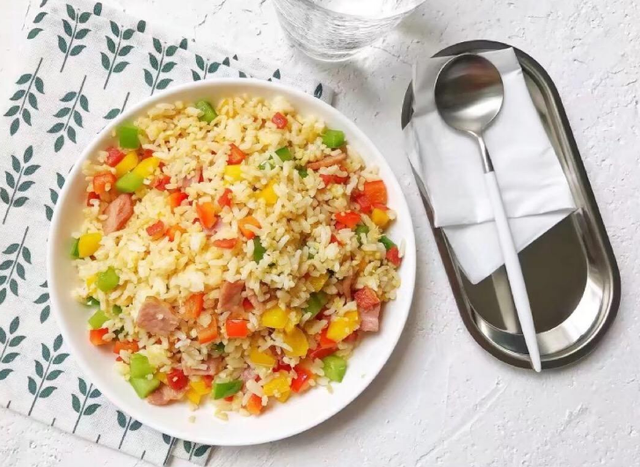 喝豆浆会胖吗，早上喝豆浆会胖吗（容易长胖的5种早餐）