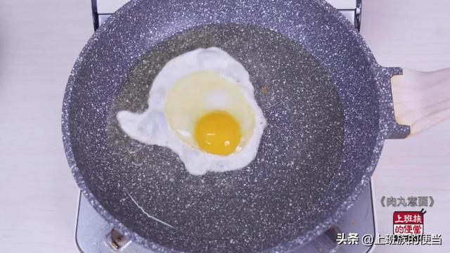 意面怎么做好吃，简单又好吃的意面你学会了吗（比西餐厅的还好吃）