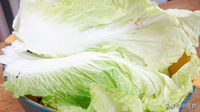 猪肉炒白菜如何做，猪肉炒白菜做法（饺子馆不外传的白菜猪肉馅做法）