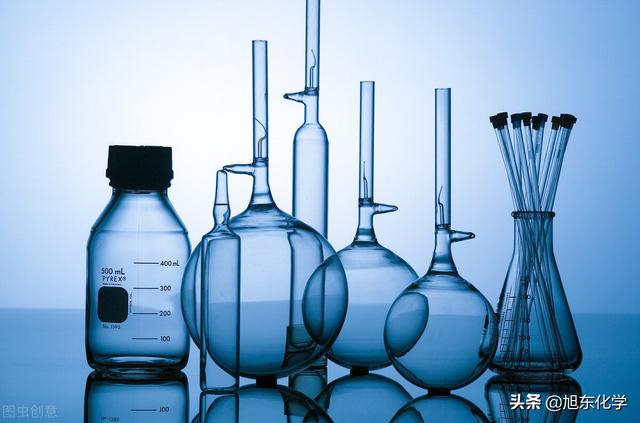 氯化亚铁溶液颜色，氯化亚铁溶液是什么颜色（初中化学常见物质的颜色）