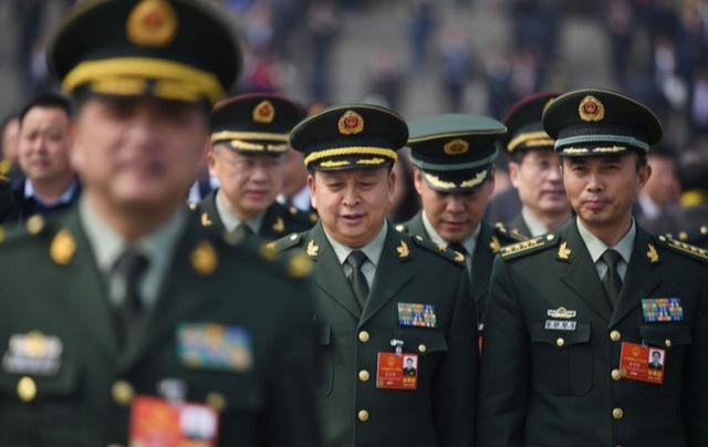 士官长是什么军衔，士官长是什么级别（解放军中的士官是个什么“官”）